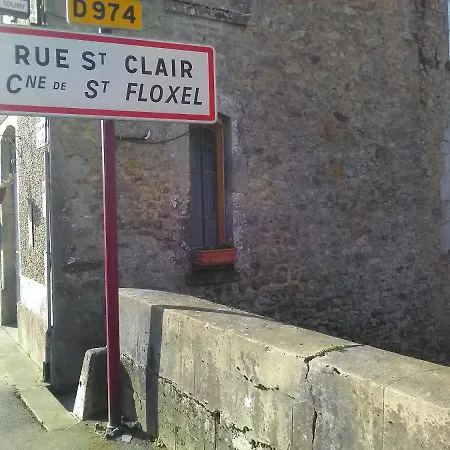 Bed and breakfast D'hôtes Les Clématites En Cotentin 3*