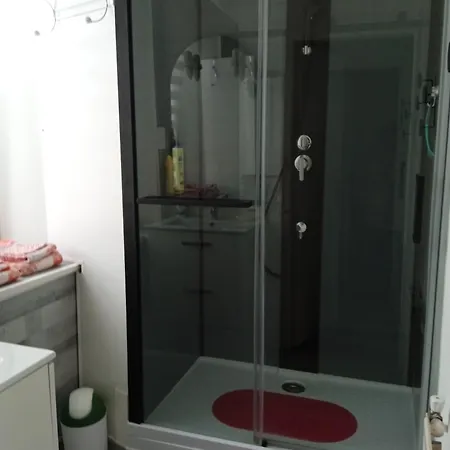 D'hotes Les Clematites En Cotentin Saint-Floxel