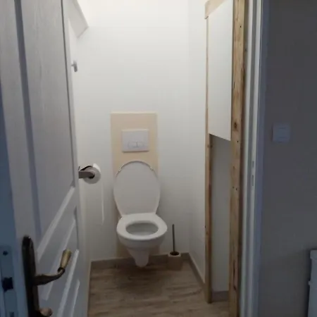 D'hotes Les Clematites En Cotentin