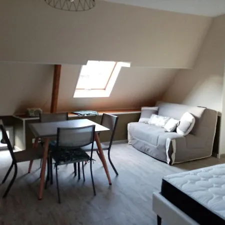 D'hotes Les Clematites En Cotentin ベッド・アンド・ブレックファスト