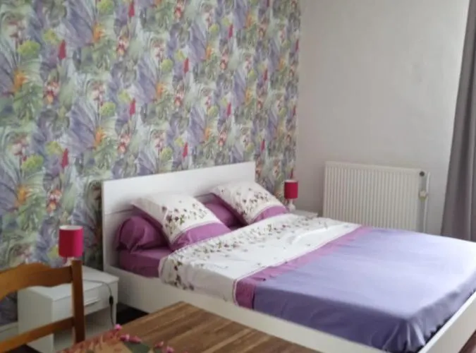 D'hôtes Les Clématites En Cotentin 3*