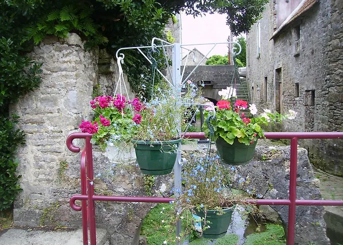 D'hôtes Les Clématites En Cotentin 3*